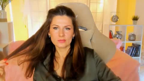 aprill_o_nill online show from 01/16/25, 11:58