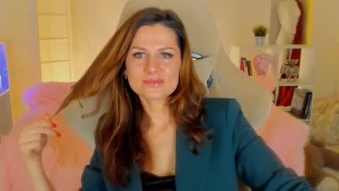 aprill_o_nill online show from 02/04/25, 01:48