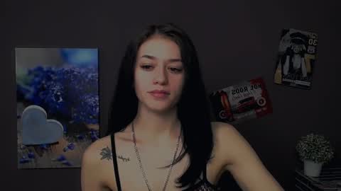 Snapshot of aprillswift_ chatting on 02/19/25, 02:34 Aprill online show from 02/19/25, 02:34