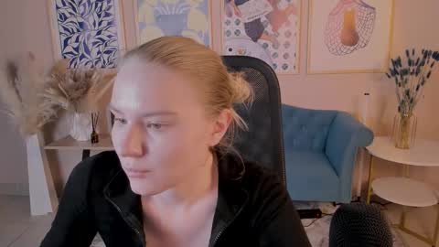 April. All year round.  online show from 09/27/25, 01:38