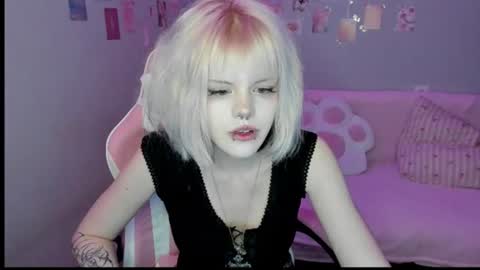 Alice D online show from 07/15/26, 08:36