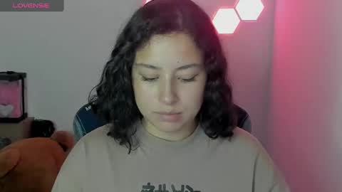 Snapshot of aqua_emilly chatting on 12/11/24, 12:23 aqua emilly online show from 12/11/24, 12:23