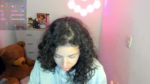 aqua emilly online show from 03/09/26, 10:58