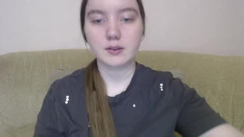 Snapshot of aquanarmin chatting on 11/29/25, 03:53 Josefin online show from 11/29/25, 03:53