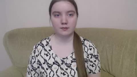 Josefin online show from 02/12/26, 07:36