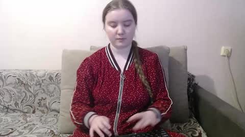 Josefin online show from 03/29/26, 08:36