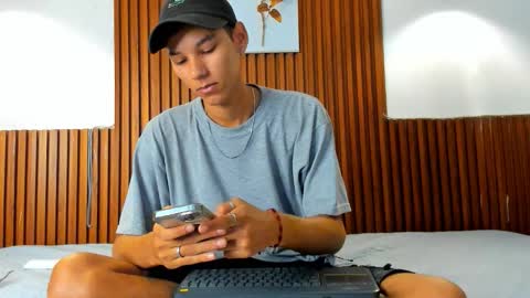 Snapshot of aquarius_xxx chatting on 10/31/25, 11:55 aquarius_xxx online show from 10/31/25, 11:55