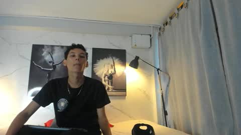 Snapshot of aquarius_xxx chatting on 11/03/25, 11:44 aquarius_xxx online show from 11/03/25, 11:44