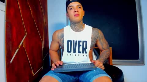 AquilesElpapi online show from 11/06/25, 11:59