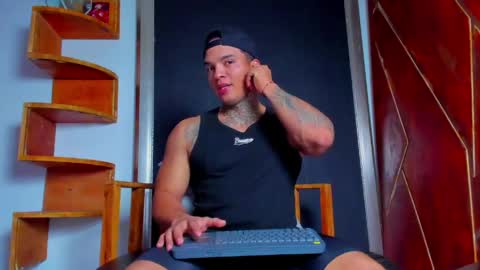 AquilesElpapi online show from 04/14/26, 02:01