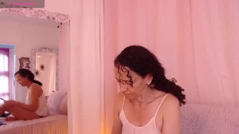 Nadia Cyel online show from 02/01/25, 09:08