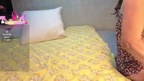 Nadia Cyel online show from 04/26/26, 12:58