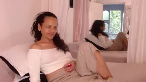 Nadia Cyel online show from 07/22/26, 10:01