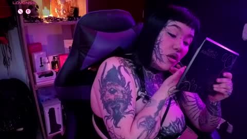 Carolain online show from 04/08/26, 03:28