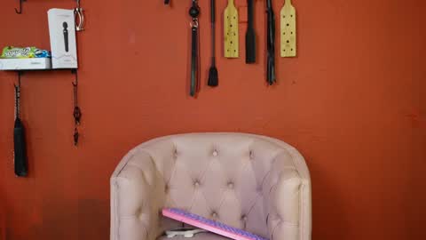 Snapshot of aradia_01 chatting on 12/03/24, 12:02 online show from 12/03/24, 12:02