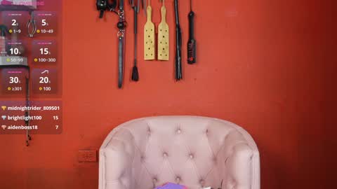 Snapshot of aradia_01 chatting on 12/07/24, 11:45 online show from 12/07/24, 11:45