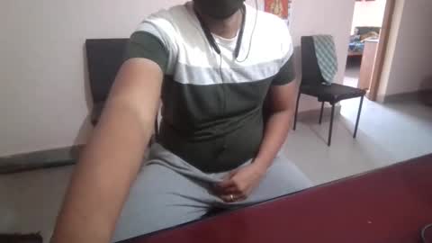 Snapshot of arahullovely chatting on 01/27/25, 05:47 Rahul online show from 01/27/25, 05:47