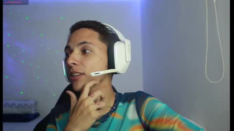 ARCHIBALDO online show from 02/28/25, 04:54