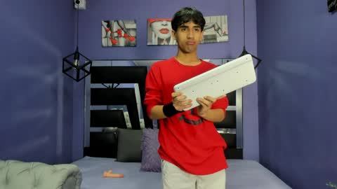 Archie online show from 04/01/26, 03:18