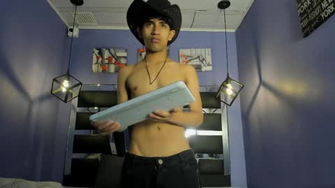 Archie online show from 04/04/26, 03:16