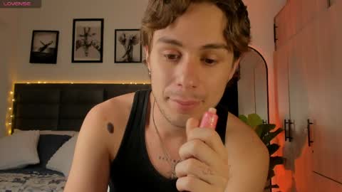 Archie online show from 04/20/26, 06:09