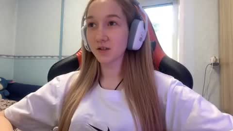 ardeliaaleshire online show from 06/26/26, 03:05