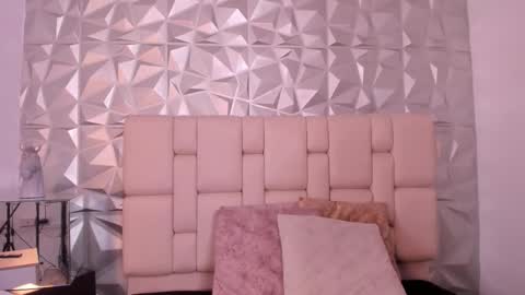    online show from 12/16/25, 07:19