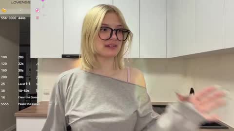 Caroline online show from 05/07/26, 05:51