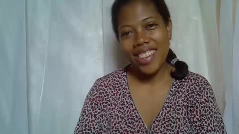 Snapshot of arellah chatting on 02/25/25, 10:04 arellah online show from 02/25/25, 10:04