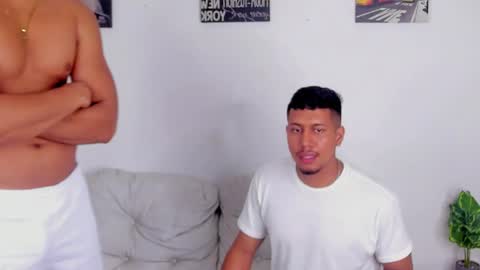 Snapshot of areslevi chatting on 11/10/25, 07:13 ares levi online show from 11/10/25, 07:13