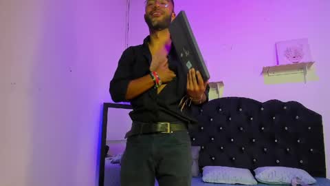 Alex Cortez online show from 05/19/26, 09:21