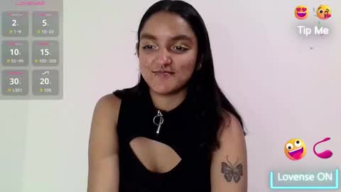 Snapshot of ari_20_ chatting on 09/08/25, 11:37 Bella online show from 09/08/25, 11:37