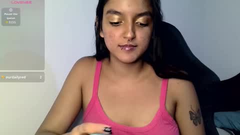 Snapshot of ari_20_ chatting on 09/29/25, 03:22 Bella online show from 09/29/25, 03:22