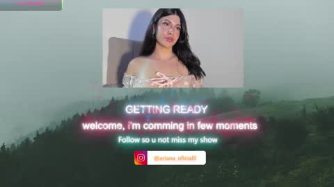 Snapshot of ari_bastett chatting on 10/27/25, 12:36 Ariana online show from 10/27/25, 12:36