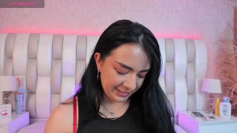 Snapshot of ari_lynn_ chatting on 02/04/26, 03:12 ari_lynn_ online show from 02/04/26, 03:12