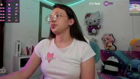 Snapshot of aria_alaia chatting on 01/14/25, 01:26 Linda online show from 01/14/25, 01:26