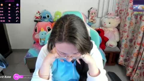 Snapshot of aria_alaia chatting on 11/22/25, 02:54 Linda online show from 11/22/25, 02:54