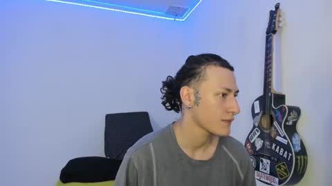 aria y orien  online show from 01/17/26, 11:59