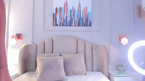 Aria  online show from 12/22/24, 02:49