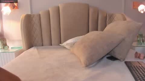 Aria  online show from 01/09/25, 08:45