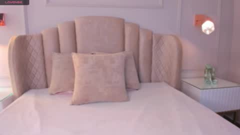 Aria  online show from 01/15/25, 02:49