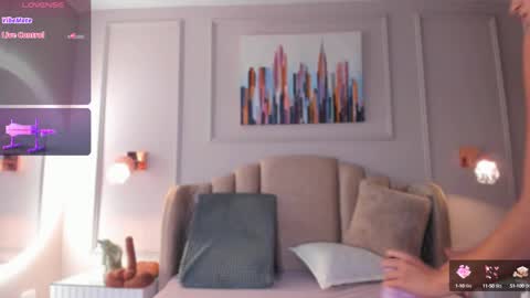 Aria  online show from 02/07/25, 09:37