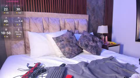 aria_kai_ online show from 04/08/26, 12:38