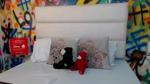 aria online show from 12/21/25, 11:17