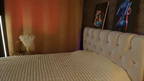 Snapshot of aria_mila chatting on 07/04/26, 09:37 aria_mila online show from 07/04/26, 09:37