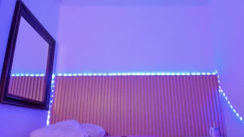 Aria Millers  online show from 12/19/25, 11:17