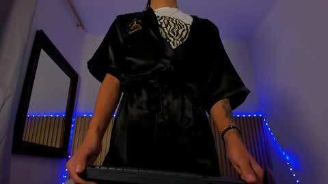 Aria Millers  online show from 01/05/26, 05:27