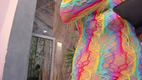 Snapshot of aria_moretti_ chatting on 11/22/25, 12:15 ARIA online show from 11/22/25, 12:15