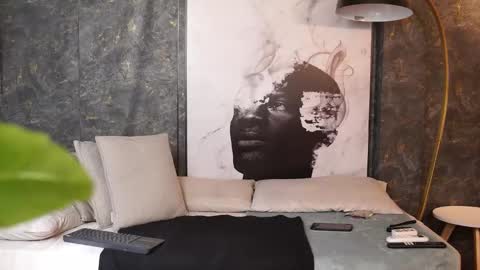 Snapshot of ariaa_isabell chatting on 12/05/25, 06:48 Ariaa online show from 12/05/25, 06:48