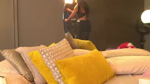 Snapshot of ariaa_isabell chatting on 07/08/26, 06:45 Ariaa online show from 07/08/26, 06:45